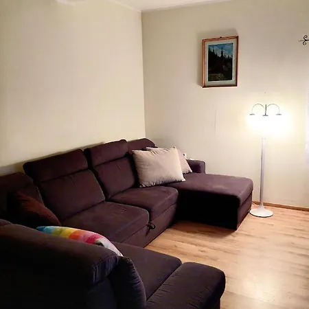 Staro Chałupa Na Oleckach